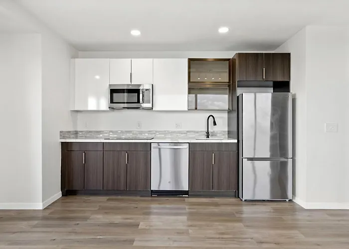 Luxury - Reese Tower 4* Tulsa