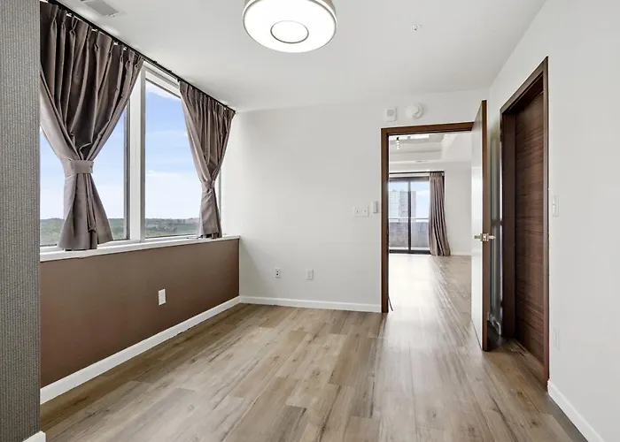 Luxury - Reese Tower Aparthotel